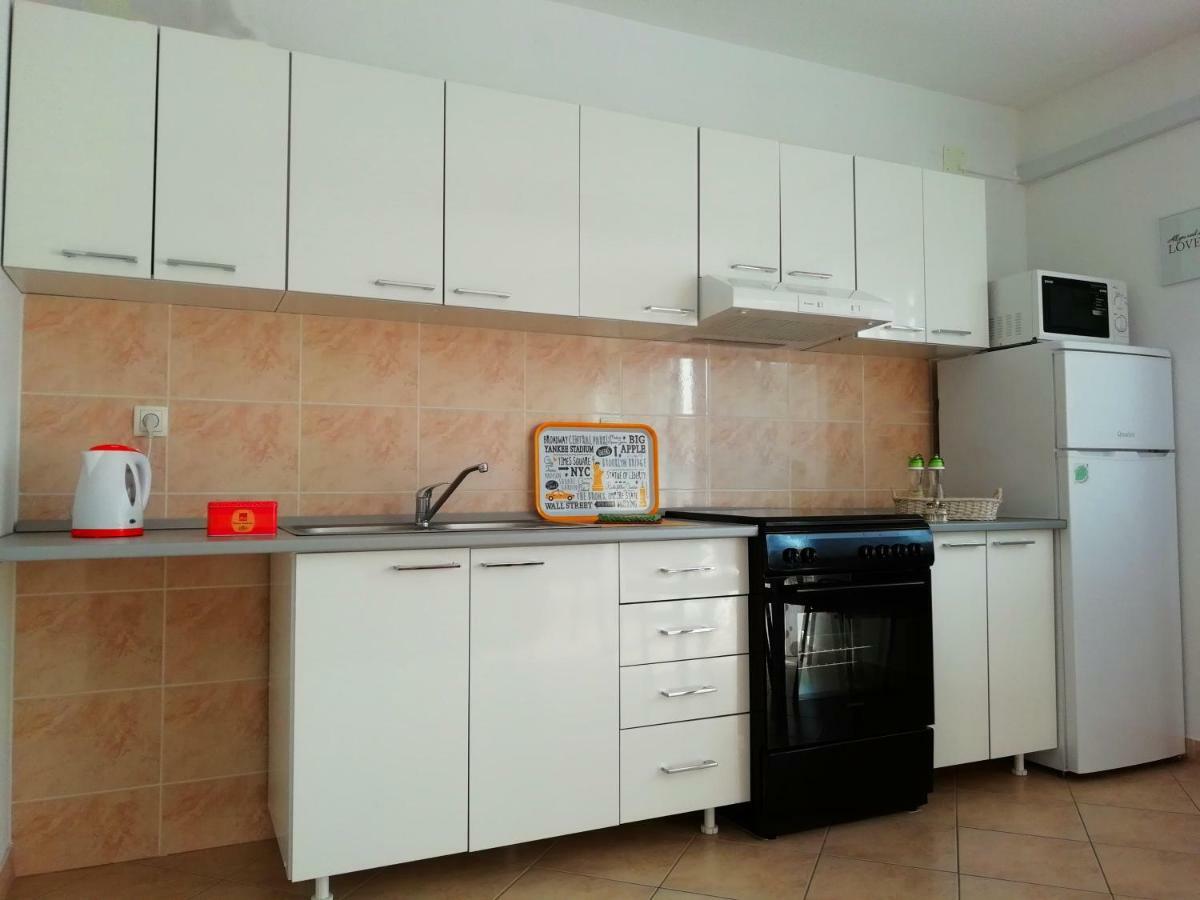 Apartments 4 Me Trogir Exterior foto